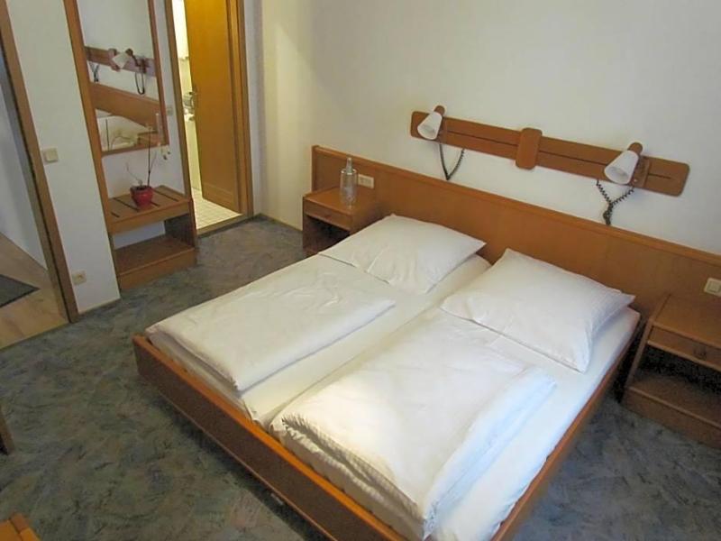 Hotel Stadt Mainz image