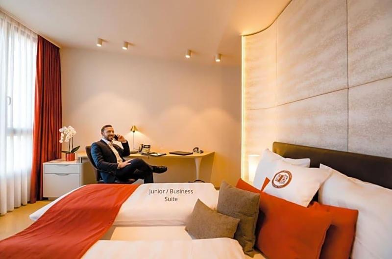 Hotel Neues Tor image