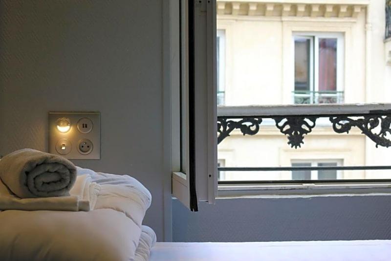 Plug Inn Montmartre By Hiphophostels image