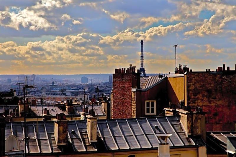 Plug Inn Montmartre By Hiphophostels image