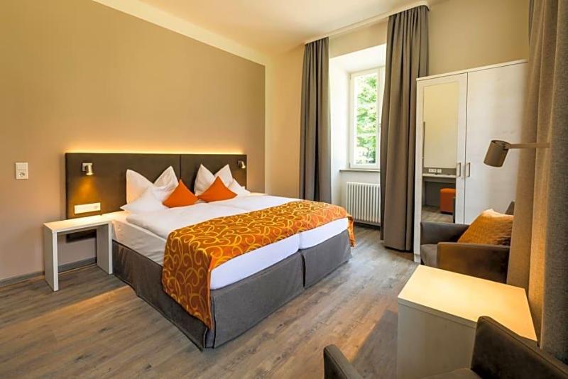 Hotel Kurhaus Bad Bocklet image