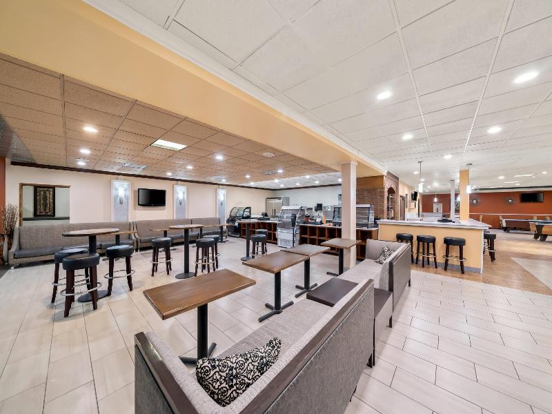 Suburban Studios Kearney image