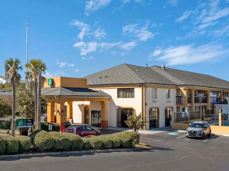 Suburban Studios Orangeburg image