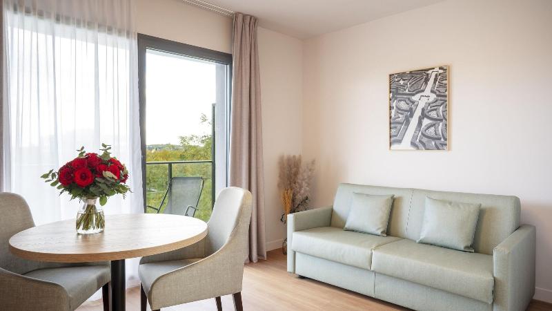 Residhome Paris Senart image
