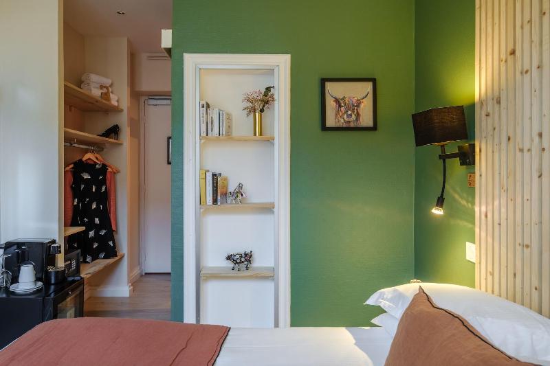 Hotel Madame image