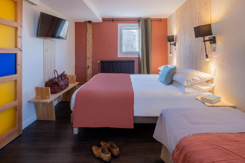Hotel Madame image