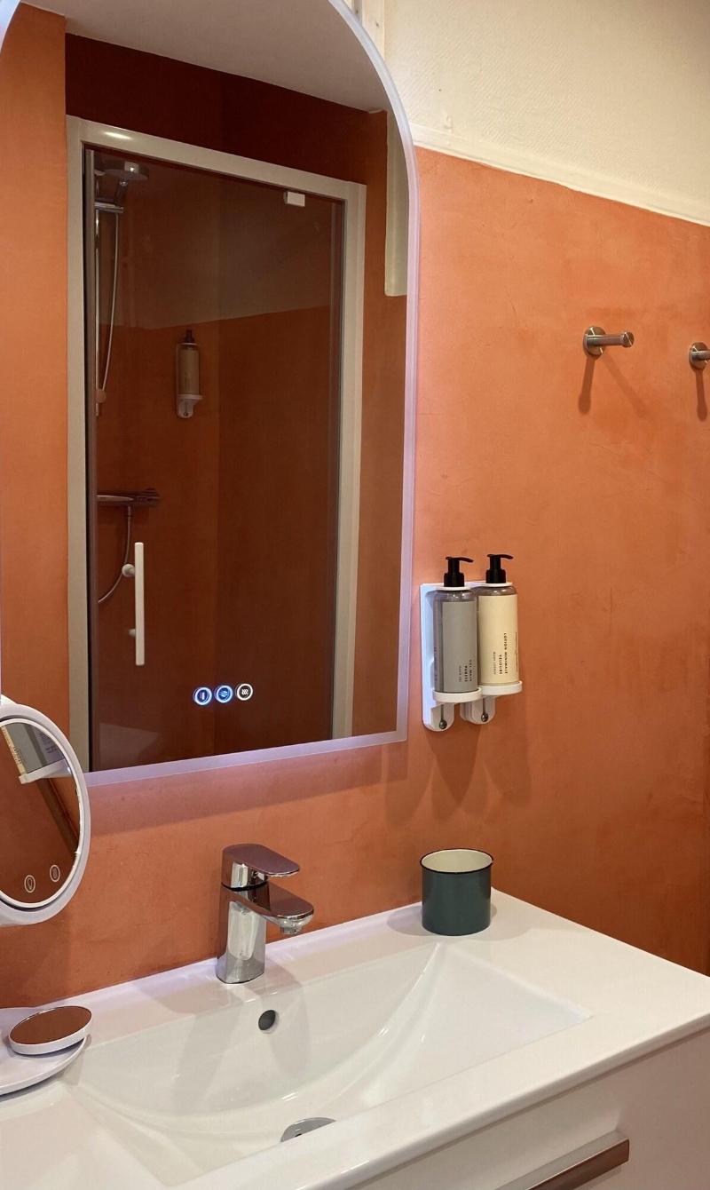 Hotel Madame image