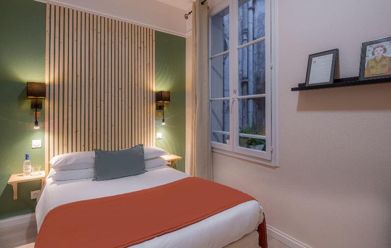 Hotel Madame image