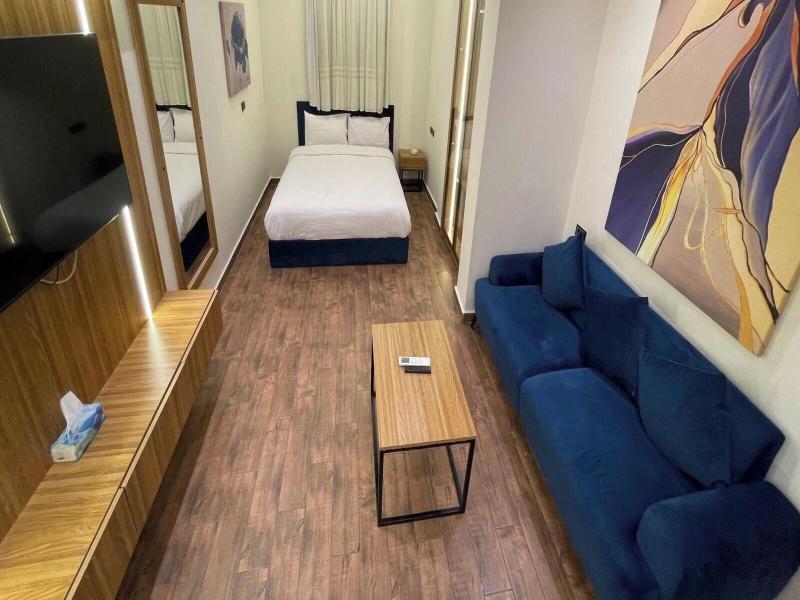 Elite Boutique Hotel image