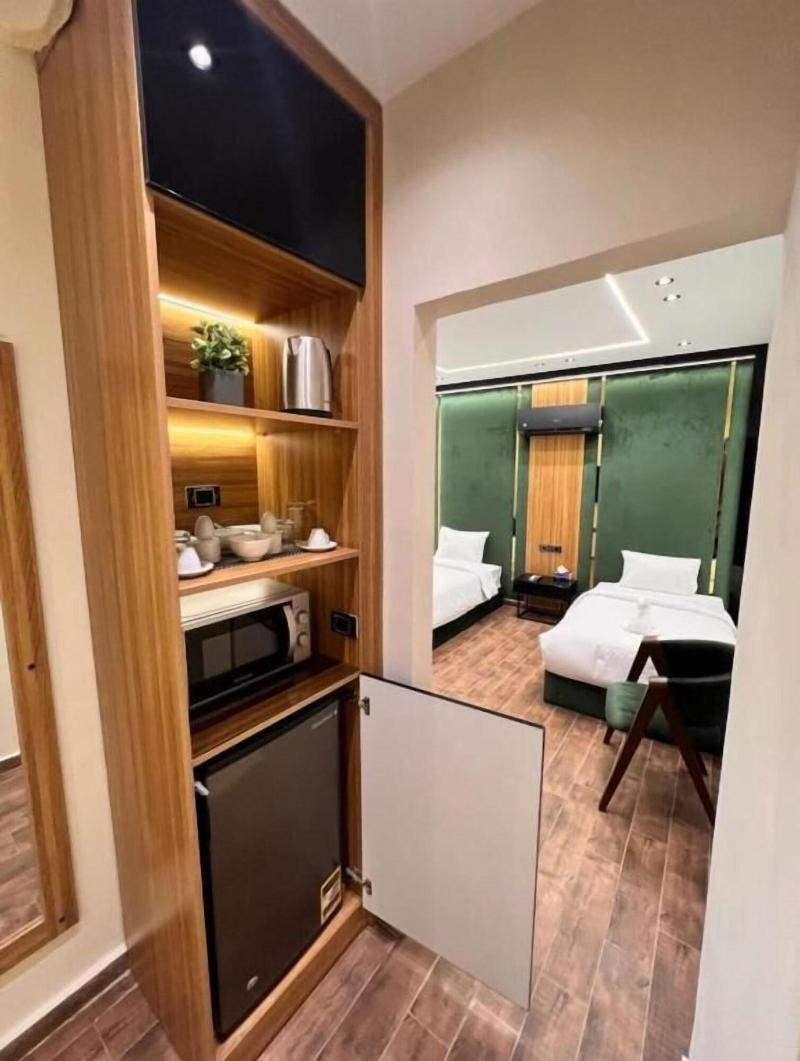 Elite Boutique Hotel image