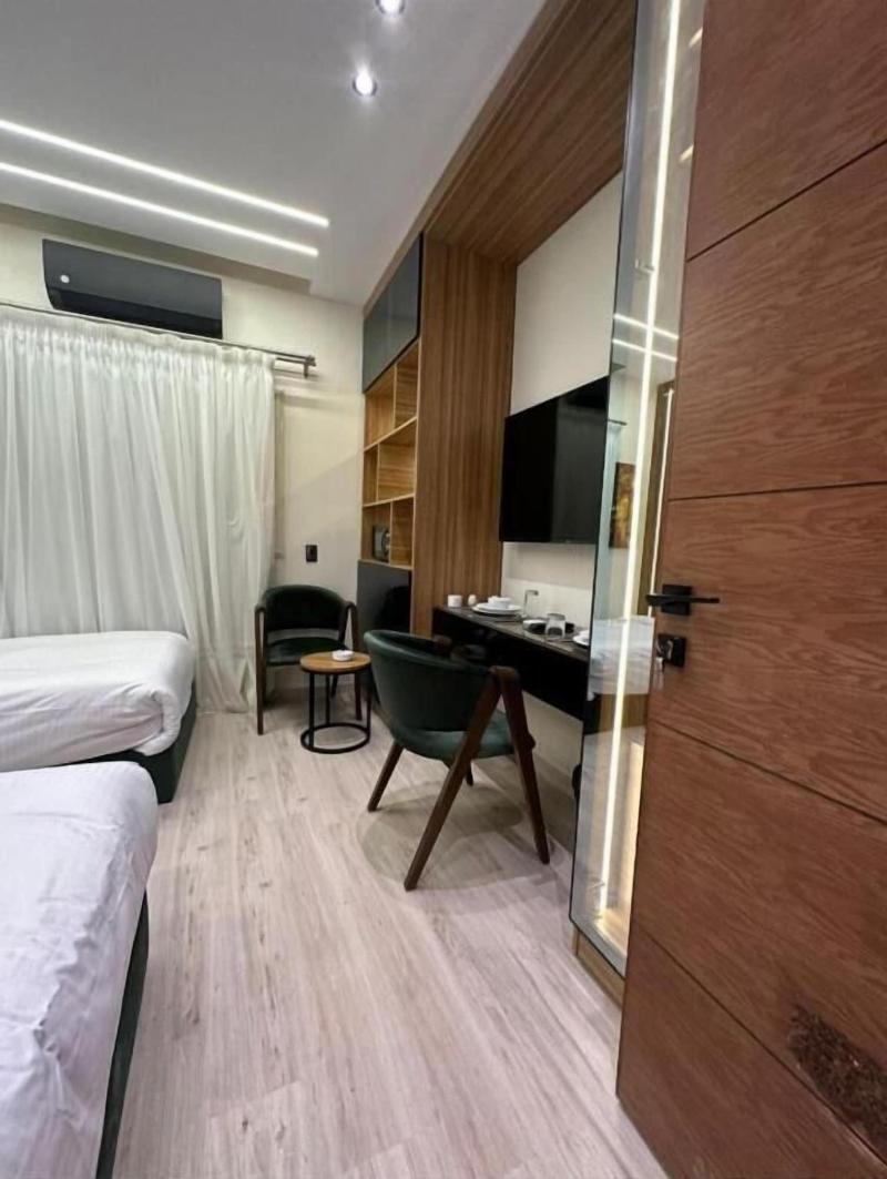 Elite Boutique Hotel - Image 6