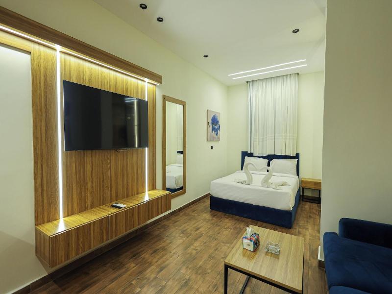 Elite Boutique Hotel image