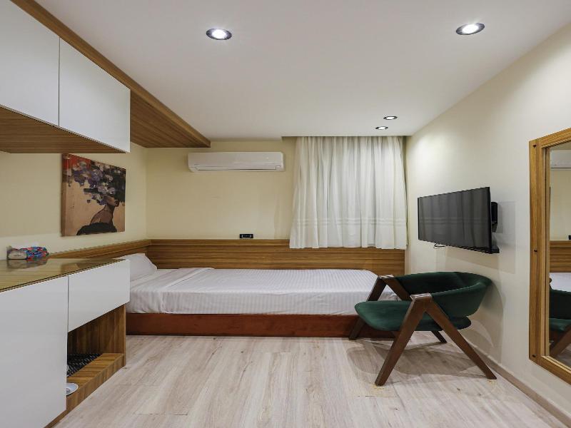 Elite Boutique Hotel image
