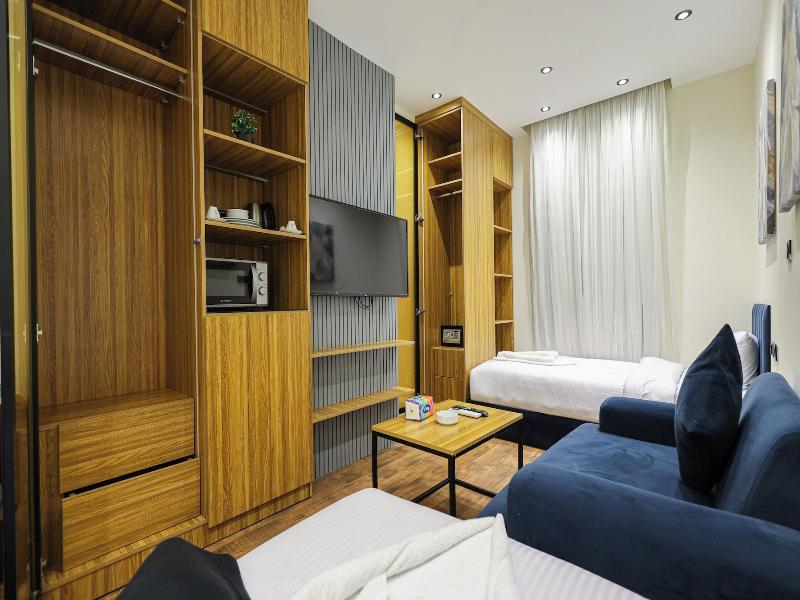 Elite Boutique Hotel image