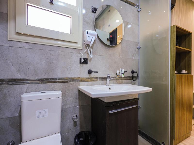 Elite Boutique Hotel image