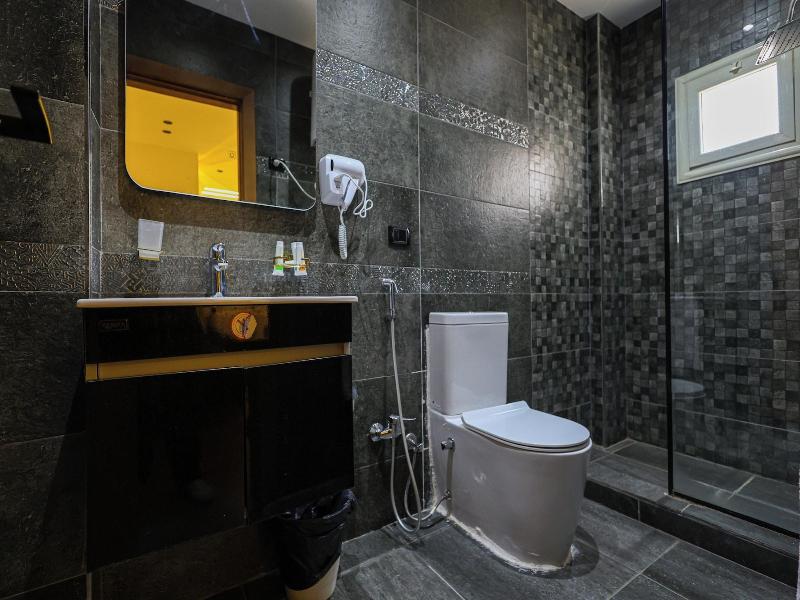 Elite Boutique Hotel image