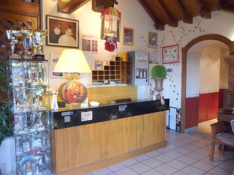 Hã´tel-restaurant De La Tour image