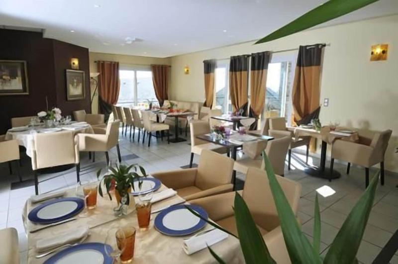 Hã´tel-restaurant De La Tour image