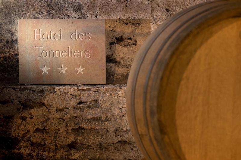Hã´tel Des Tonneliers image