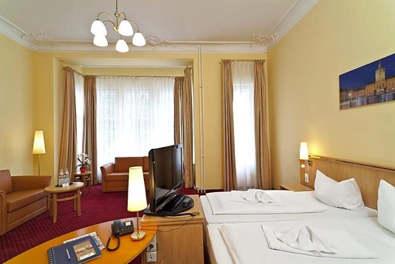 Hotel Vivaldi Berlin Am Kurfv Rstendamm image