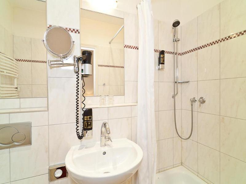 Hotel Vivaldi Berlin Am Kurfv Rstendamm image