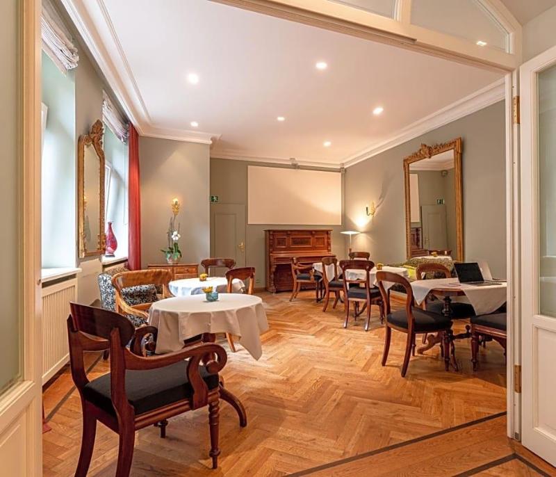 Hotel Olympic image