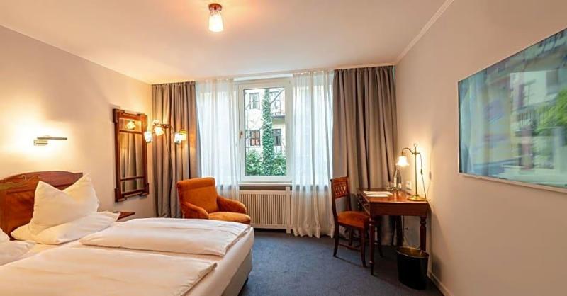 Hotel Olympic image