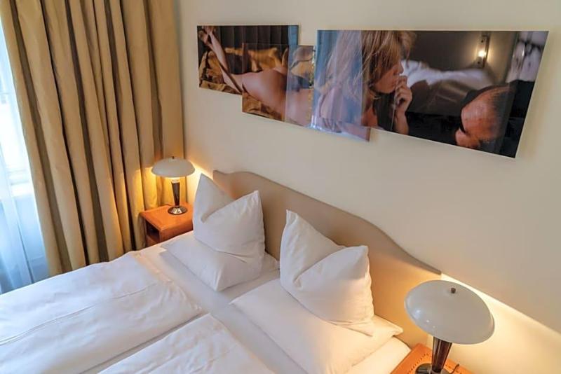 Hotel Olympic image