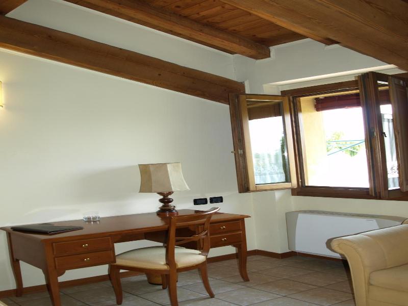 Hotel Fondo Catena image