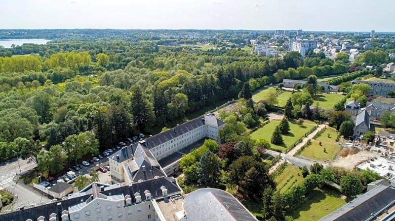 Hostellerie Bon Pasteur image