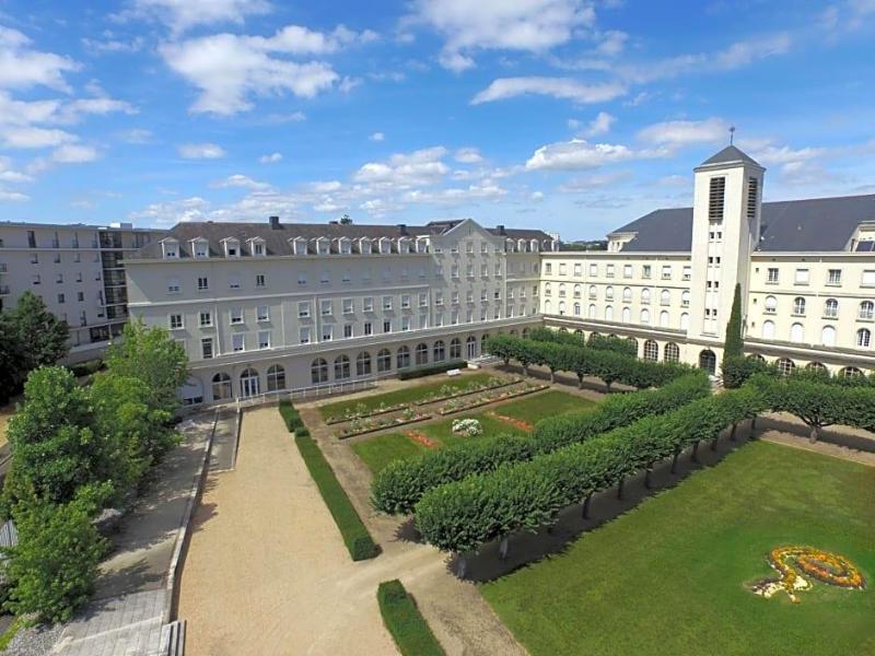 Hostellerie Bon Pasteur image