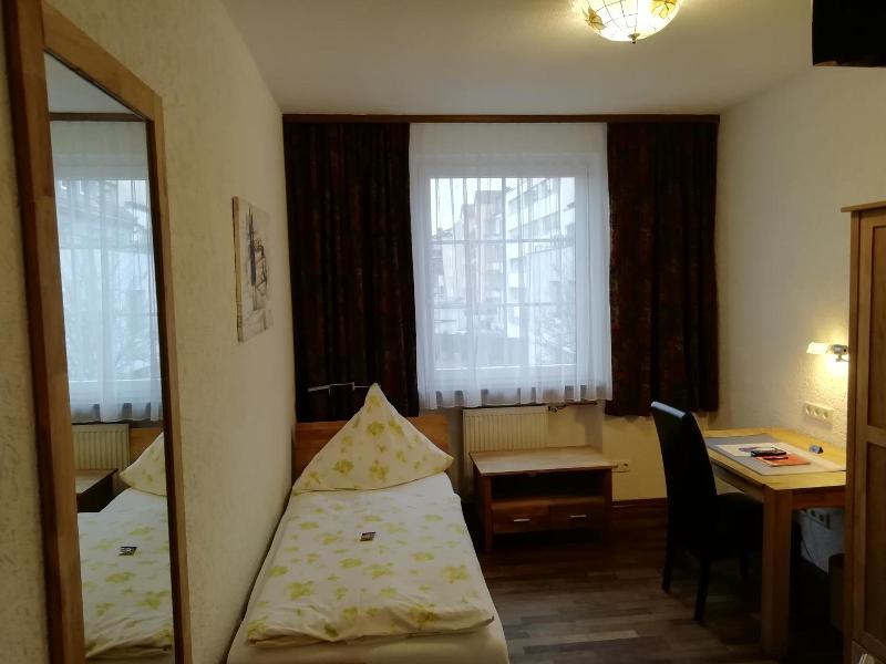 Isenburger Hof image