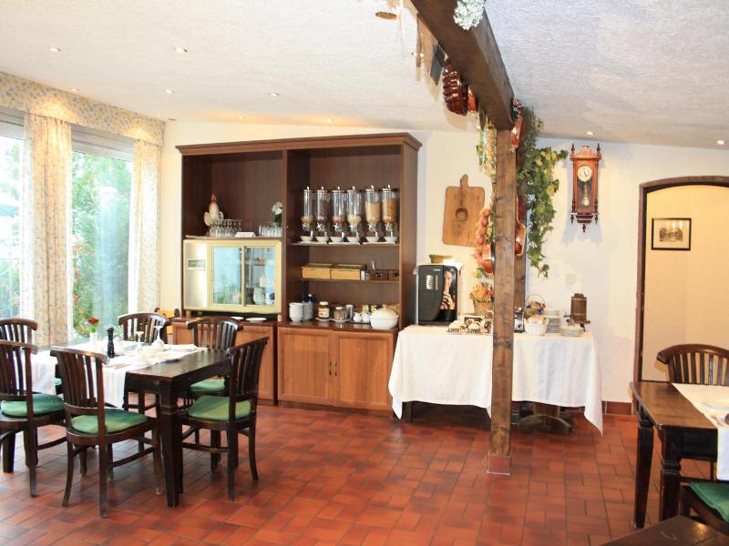 Isenburger Hof image
