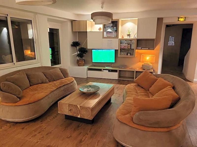 Hv Tel Restaurant Le Lachens image