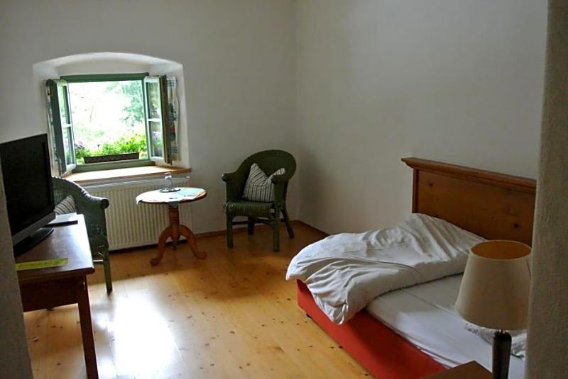 Zwieseler Waldhaus image