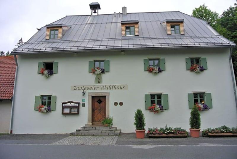 Zwieseler Waldhaus image