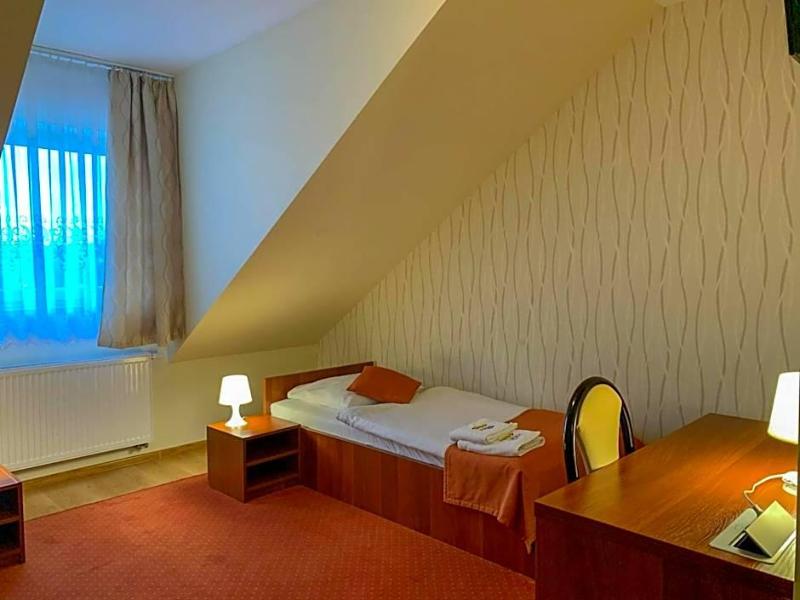 Hotel Ostoja image