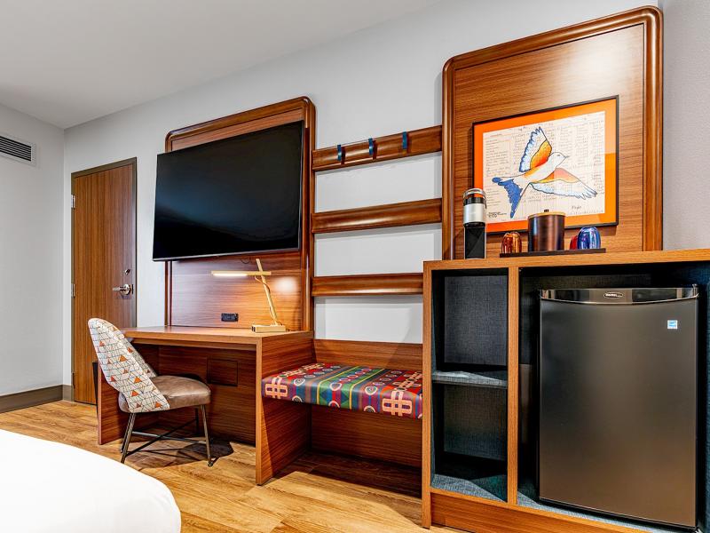 Okana Resort & Indoor Waterpark image