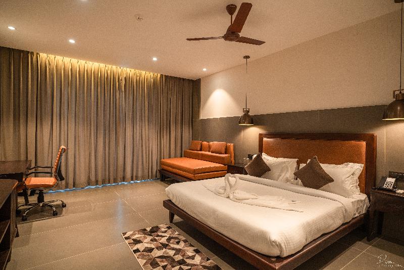Hotel Omaya Garden image