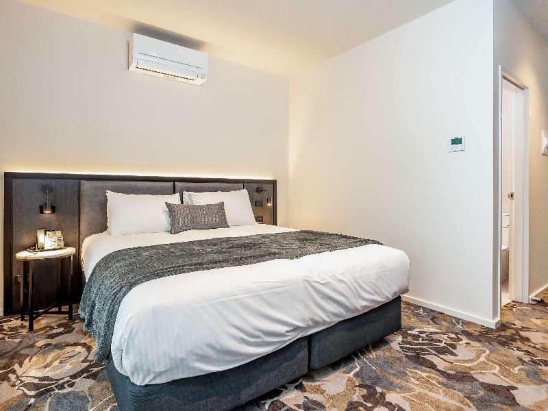 Mantra Shepparton image