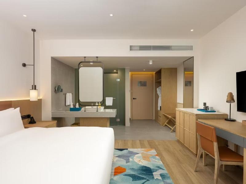 Holiday Inn Hainan Xiangshui Bay image