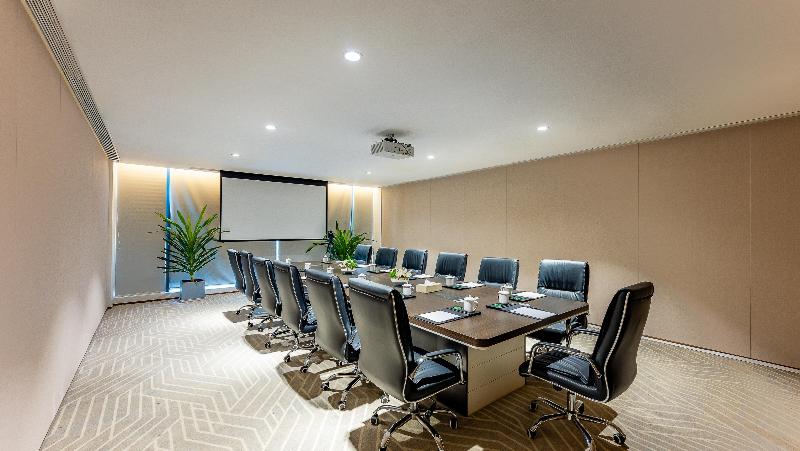Holiday Inn Hainan Xiangshui Bay image