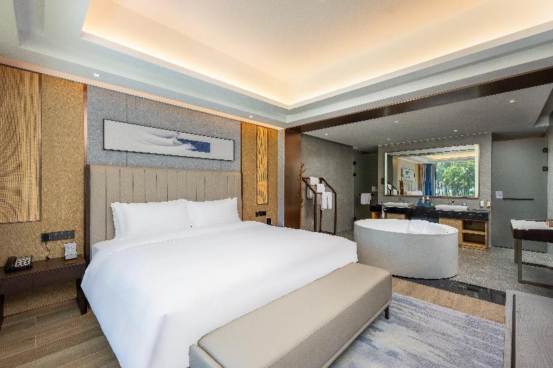 Holiday Inn Hainan Xiangshui Bay image