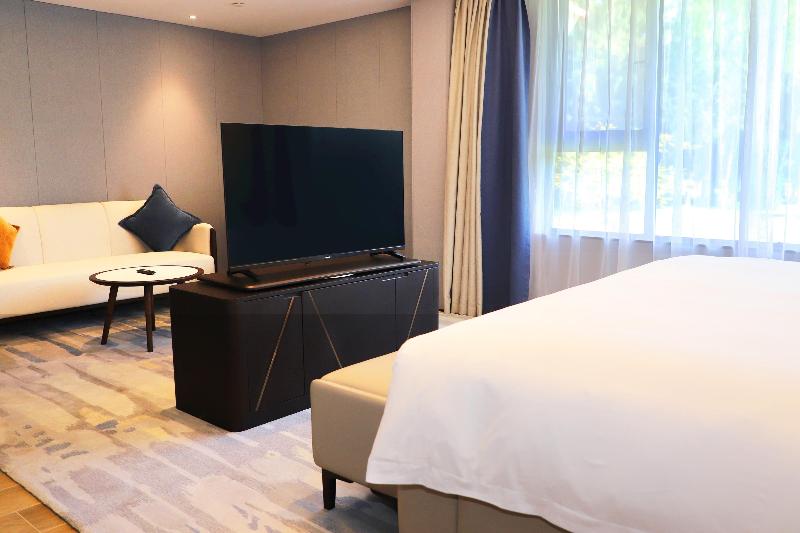 Holiday Inn Hainan Xiangshui Bay image