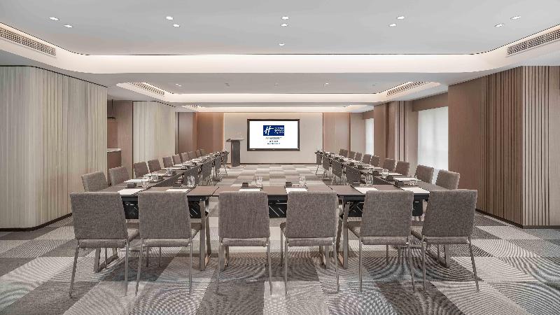 Holiday Inn Express Xi An Fengdong image
