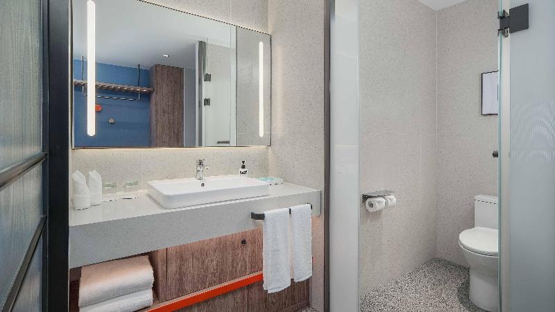 Holiday Inn Express Xi An Fengdong image