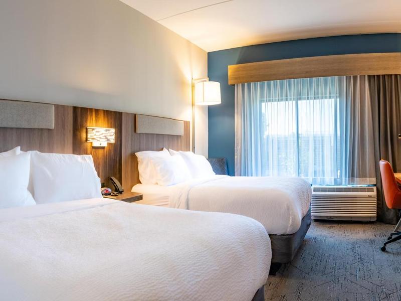 Holiday Inn Express & Suites Murfreesboro West IHG image