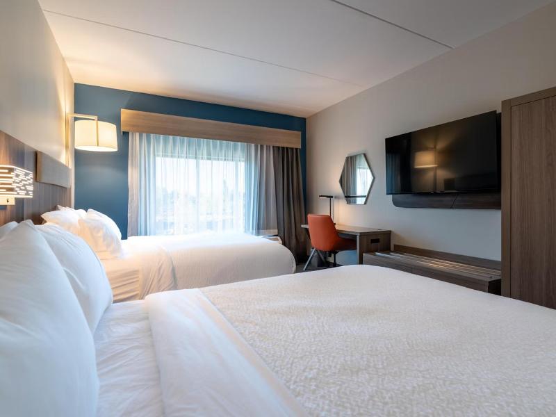 Holiday Inn Express & Suites Murfreesboro West IHG image