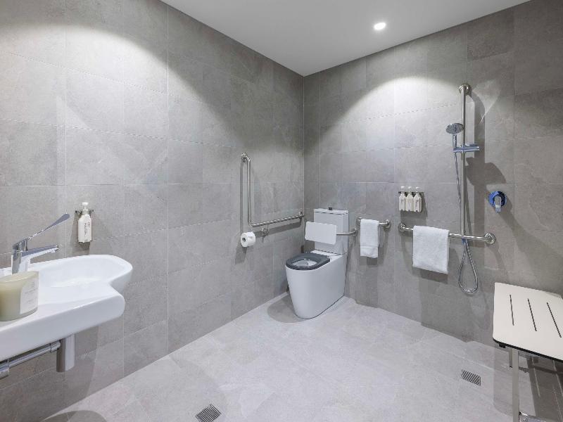 Punthill Tuggeranong image