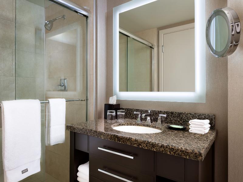 Westin Montreal image